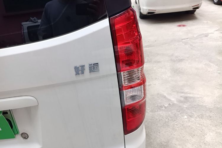 Used SRM Haoyun 2025 Launch Edition Farady 42.3 kWh 305 km 6 seats Right Rear Taillight