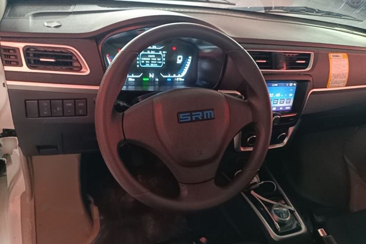 Used SRM Haoyun 2025 Launch Edition Farady 42.3 kWh 305 km 6 seats Steering Wheel