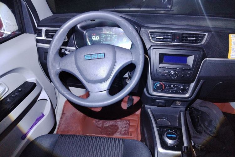 Used SRM Haoyun 2025 Launch Edition Farady 42.3 kWh 305 km 6 seats Steering Wheel