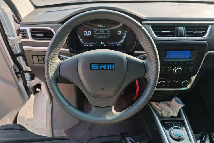 Used SRM Haoyun 2025 Launch Edition Farady 42.3 kWh 305 km 6 seats Steering Wheel