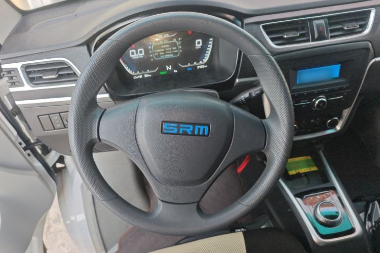 Used SRM Haoyun 2025 Launch Edition Farady 42.3 kWh 305 km 6 seats Steering Wheel