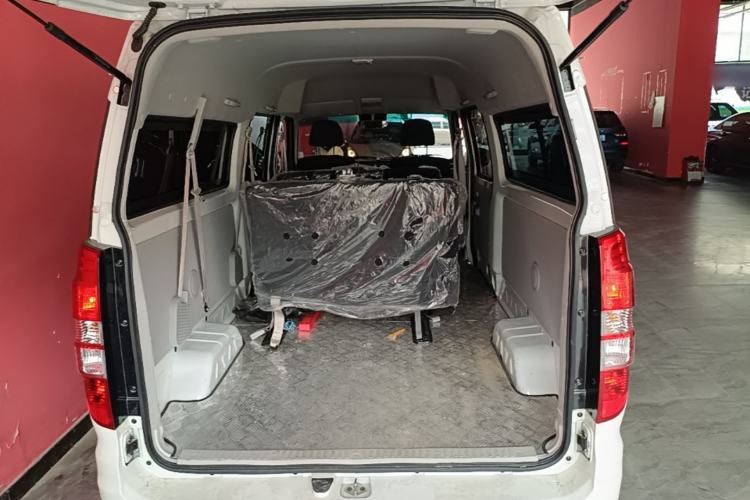 Used SRM Haoyun 2025 Launch Edition Farady 42.3 kWh 305 km 6 seats Trunk