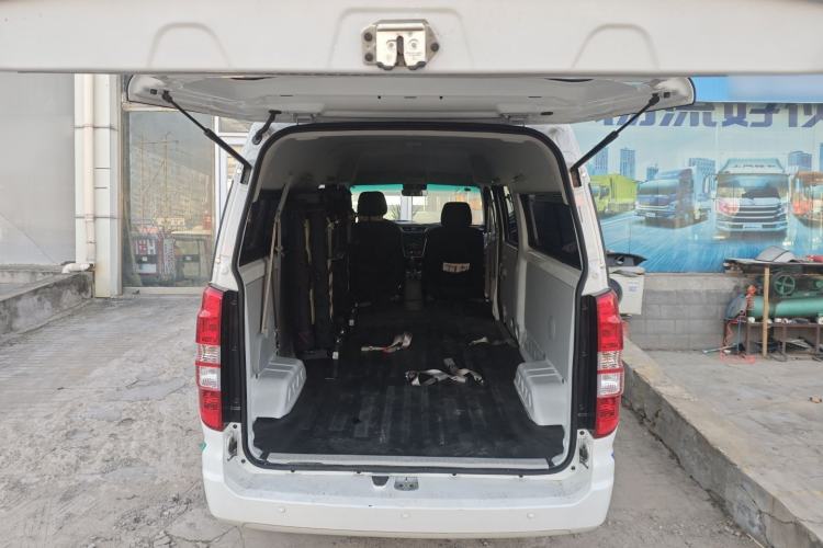 Used SRM Haoyun 2025 Launch Edition Farady 42.3 kWh 305 km 6 seats Trunk