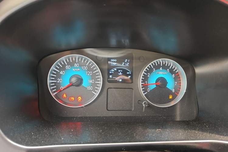 Used SRM Jinhaishi M 2025 1.5L Engineering Lion Passenger Van 5/6/7 Seats Instrument Cluster