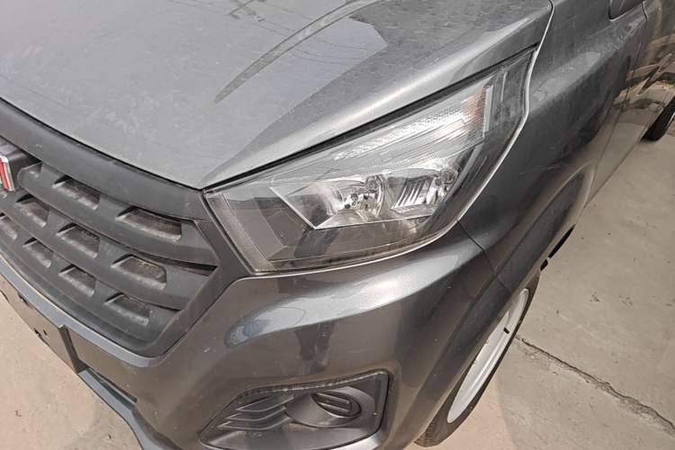 Used SRM Jinhaishi M 2025 1.5L Engineering Lion Passenger Van 5/6/7 Seats Left Front Headlight