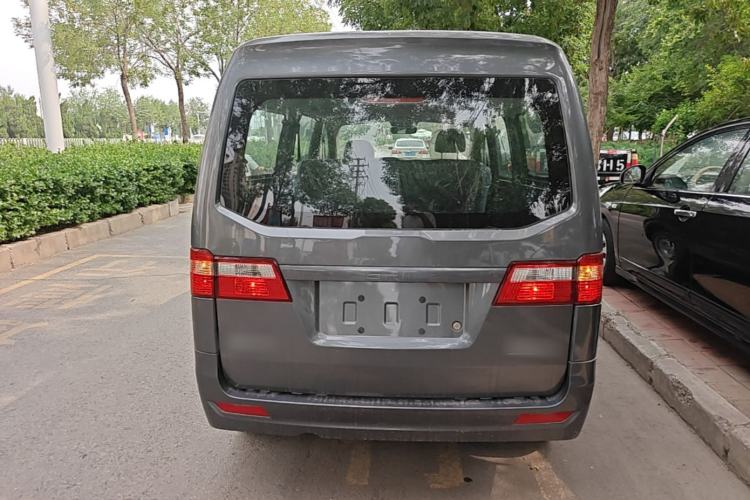Used SRM Jinhaishi M 2025 1.5L Engineering Lion Passenger Van 5/6/7 Seats Rear