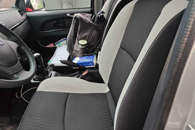 Used SRM Jinka S1  Left Rear Seat