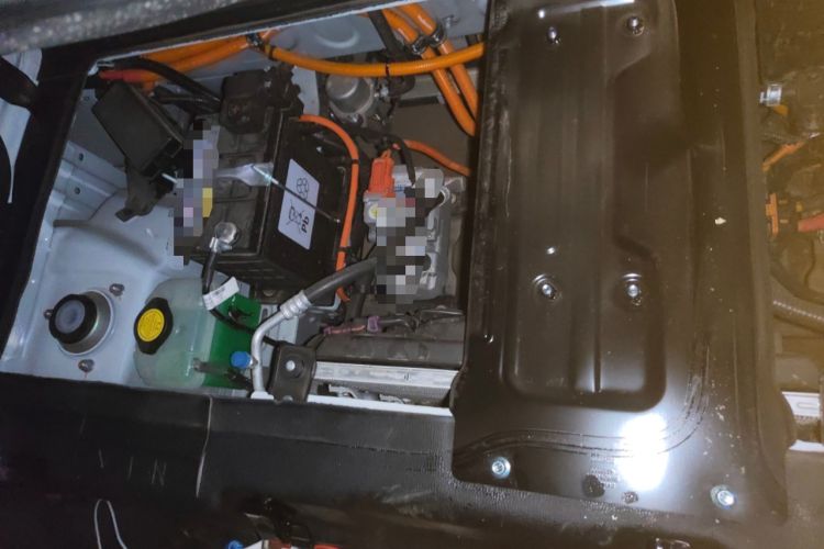 Used SRM New Energy E3 2025 Fudi 310KM Practical Van Engine Bay Right