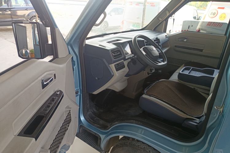 Used SRM New Energy E3 2024 Luxury Model Interior 3