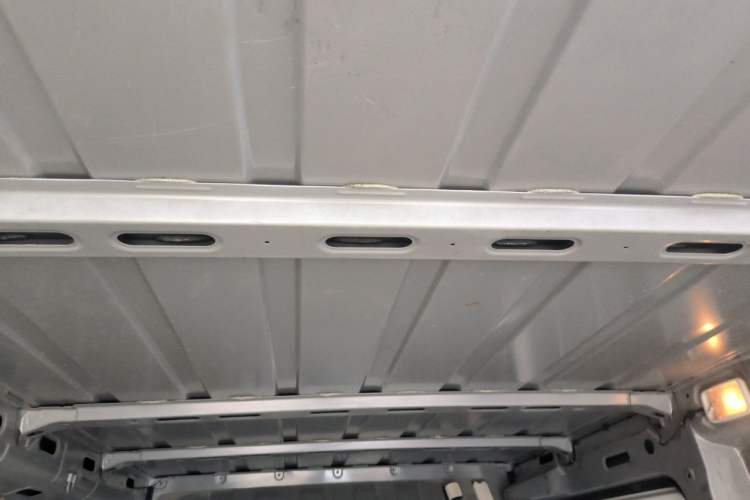 Used SRM New Energy E3 2024 Luxury Model Headliner