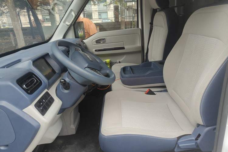 Used SRM New Energy E3 2024 Luxury Model Left Front Seat