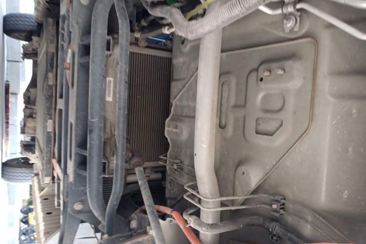 Used SRM New Energy E3 2025 Fudi 310KM Practical Passenger Vehicle Chassis Front