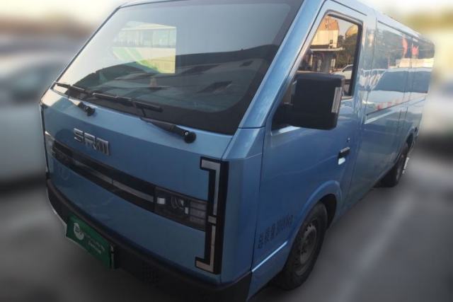 Ojetý SRM New Energy E3L 2024 Luxury Model