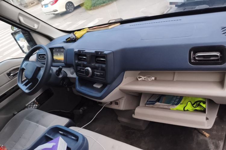 Used SRM New Energy E3L 2024 Standard Model Center Console