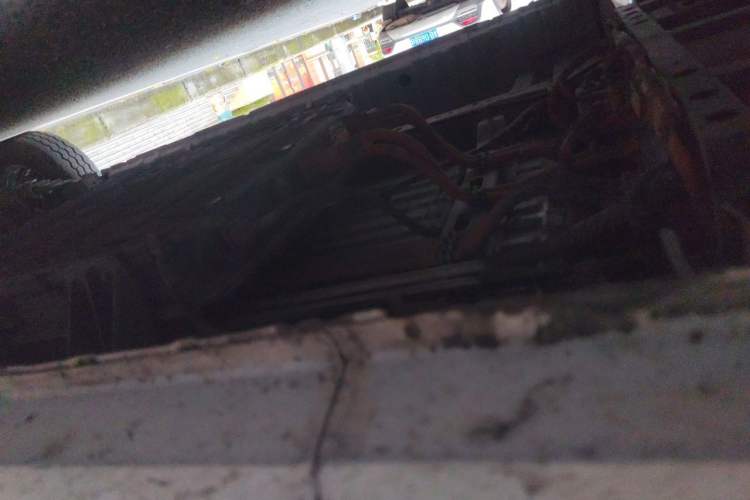 Used SRM New Energy E3L 2024 Standard Model Chassis Front Left
