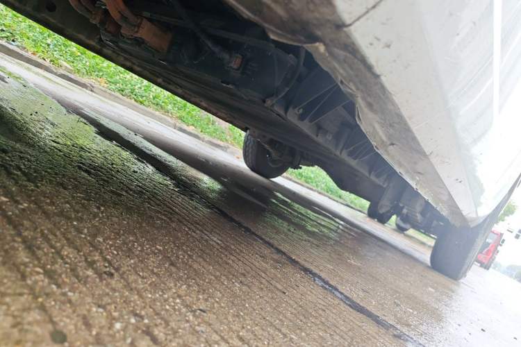 Used SRM New Energy E3L 2024 Standard 6-Seater Bus Chassis Front Left