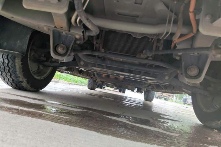 Used SRM New Energy E3L 2024 Standard 6-Seater Bus Chassis Front