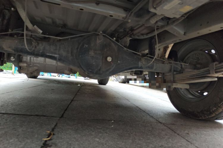 Used SRM New Energy E3L 2024 Standard 6-Seater Bus Chassis Rear