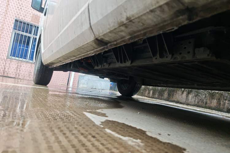 Used SRM New Energy E3L 2024 Standard 6-Seater Bus Chassis Rear Left