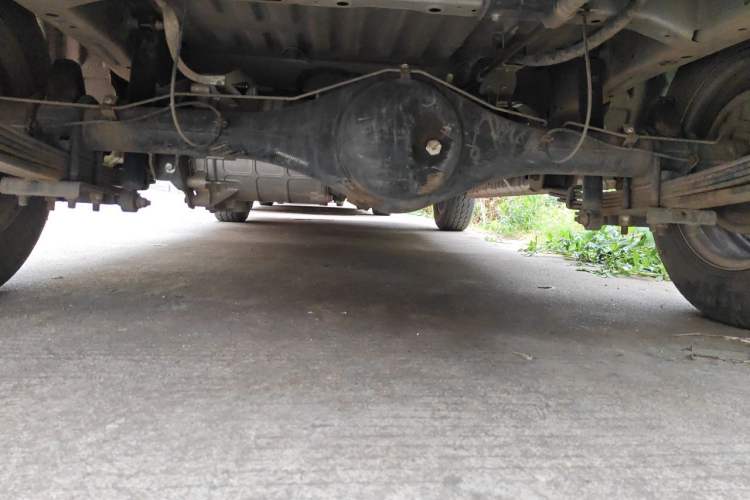 Used SRM New Energy E3L 2024 Standard 6-Seater Bus Chassis Rear