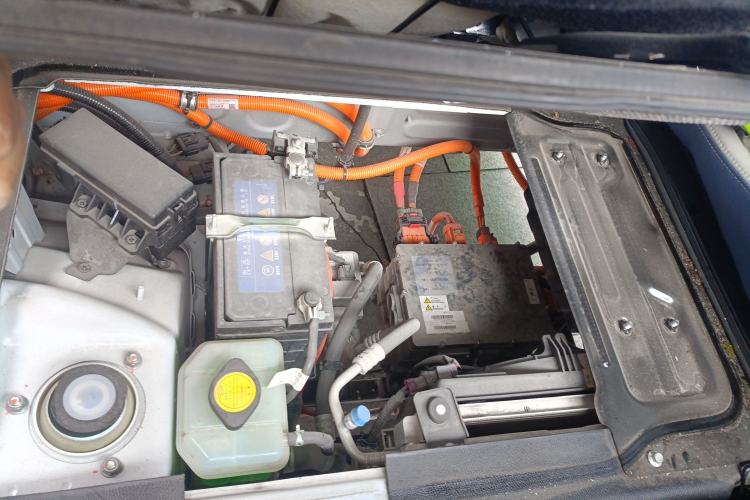 Used SRM New Energy E3L 2024 Practical Model Engine Bay