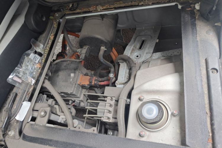 Used SRM New Energy E3L 2024 Standard 6-Seater Bus Engine Bay