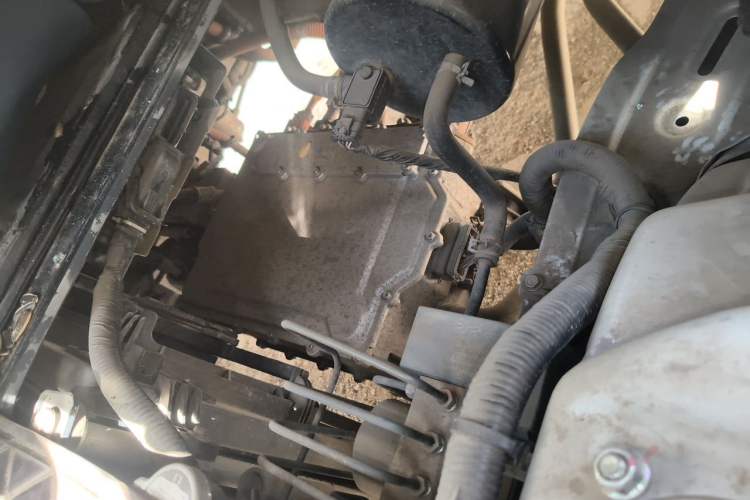 Used SRM New Energy E3L 2024 Luxury Model Engine Bay Right