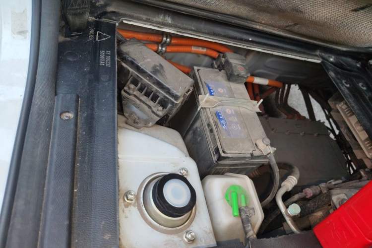 Used SRM New Energy E3L 2024 Standard Model Engine Bay Right