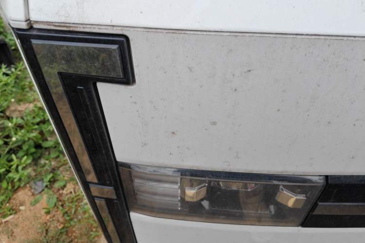 Used SRM New Energy E3L 2024 Standard 6-Seater Bus Engine Bay Right