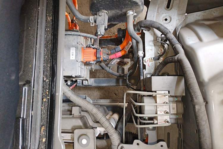 Used SRM New Energy E3L 2024 Standard 6-Seater Bus Engine Bay Right