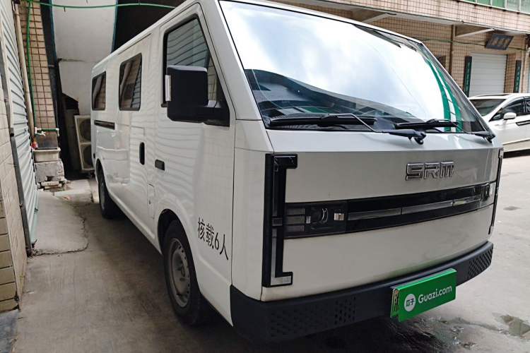 Used SRM New Energy E3L 2024 Standard 6-Seater Bus Front Right 45 Deg