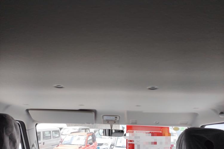 Used SRM New Energy E3L 2024 Standard 6-Seater Bus Headliner