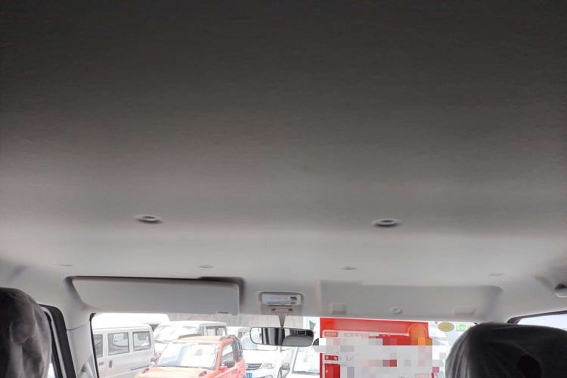 Used SRM New Energy E3L 2024 Standard 6-Seater Bus Headliner