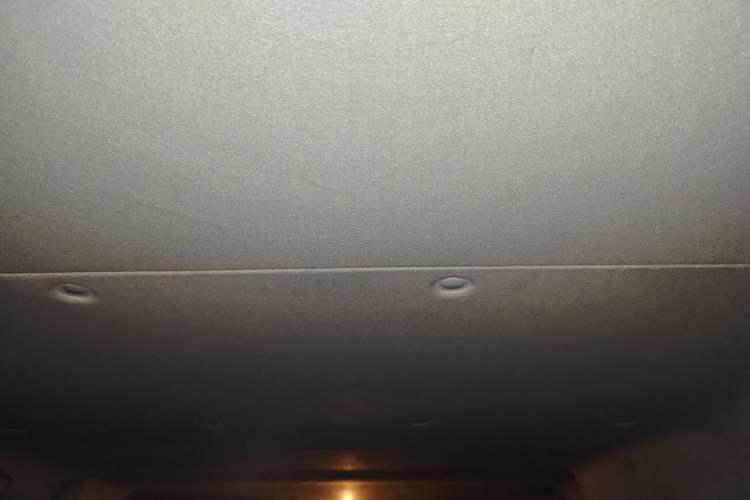 Used SRM New Energy E3L 2024 Standard 6-Seater Bus Headliner