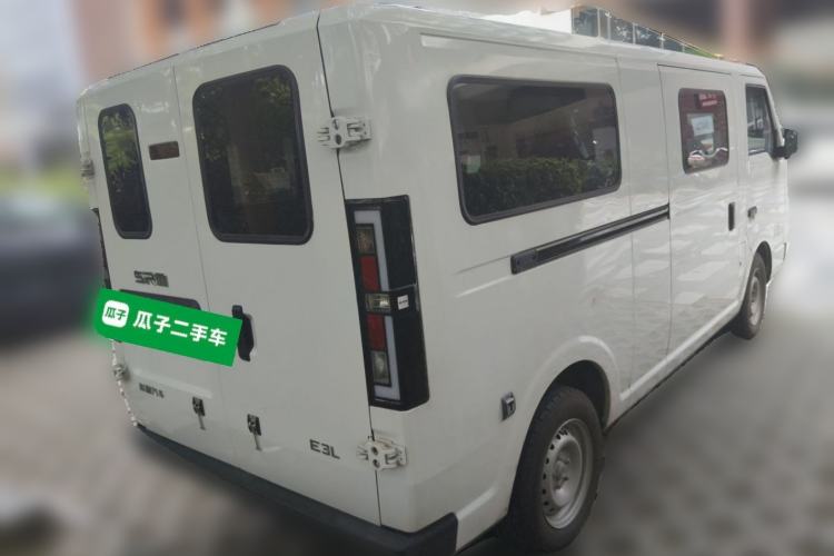 Used SRM New Energy E3L 2024 Standard 6-Seater Bus Rear