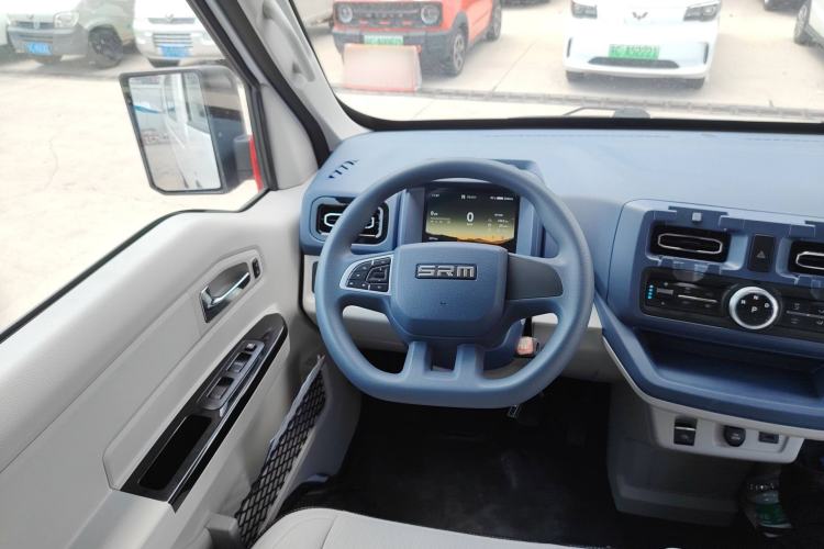 Used SRM New Energy E3L 2024 Standard 6-Seater Bus Steering Wheel