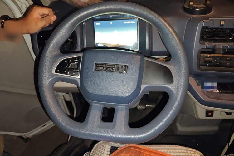 Used SRM New Energy E3L 2024 Standard 6-Seater Bus Steering Wheel