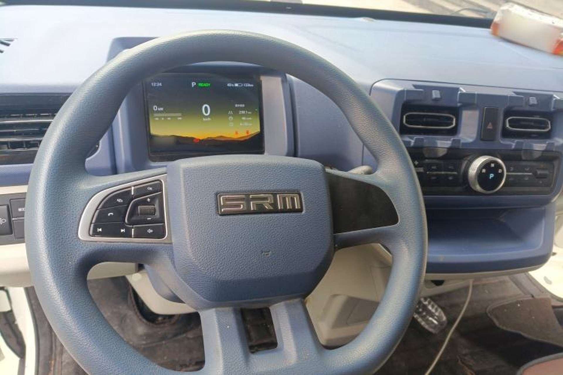 Used SRM New Energy E3L 2024 Practical Model Steering Wheel