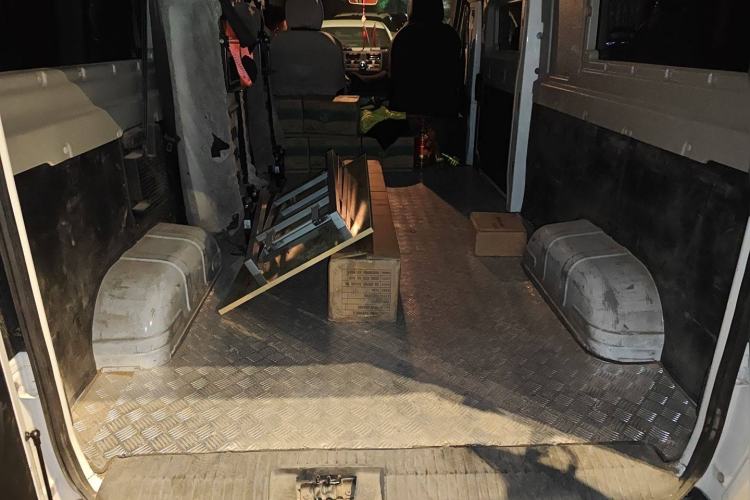 Used SRM New Energy E3L 2024 Standard 6-Seater Bus Trunk