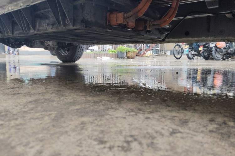 Used SRM New Energy E3L 2025 Ningde 53.58kWh 365KM Practical Bus Chassis Front Right