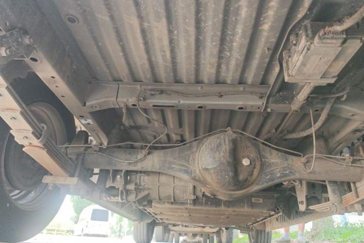 Used SRM New Energy E3L 2025 Ningde 53.58kWh 365KM Practical Bus Chassis Rear