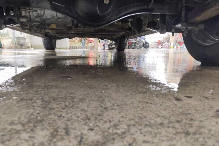 Used SRM New Energy E3L 2025 Ningde 53.58kWh 365KM Practical Bus Chassis Rear