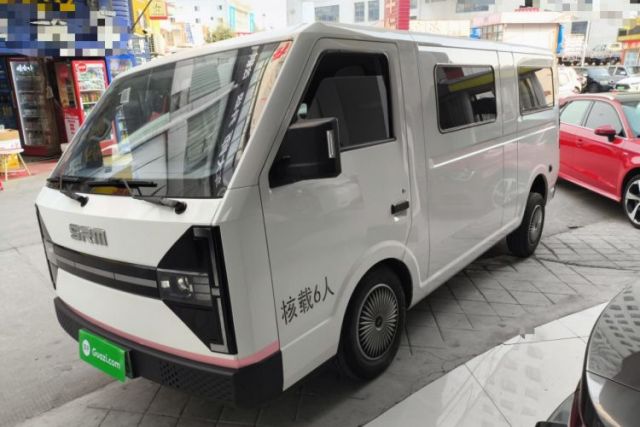 Used SRM New Energy E3L 2025 Ningde 53.58kWh 365KM Practical Bus