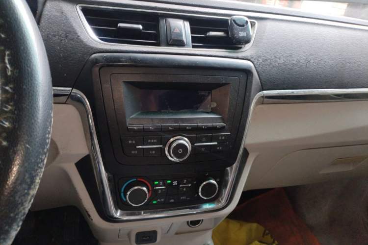 Used SRM New Energy Haishi EV 2021 Standard Model Audio And AC Panel