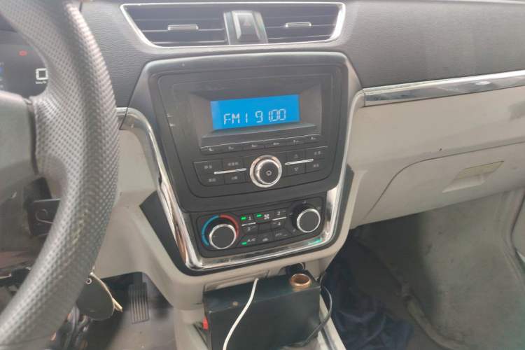 Used SRM New Energy Haishi EV 2021 Standard Model Audio And AC Panel