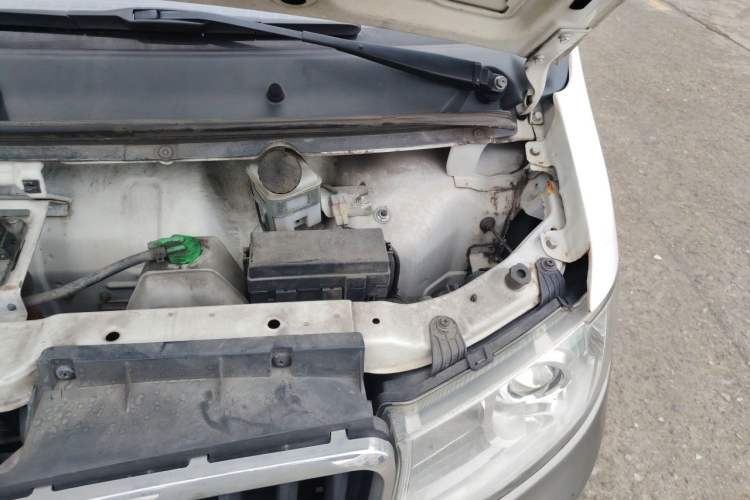 Used SRM New Energy Haishi EV 2021 Standard Model Engine Bay Left