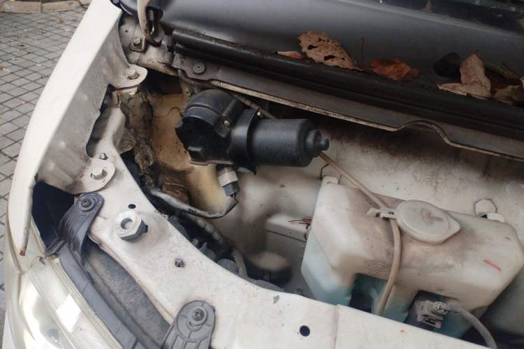 Used SRM New Energy Haishi EV 2021 Standard Model Engine Bay Right