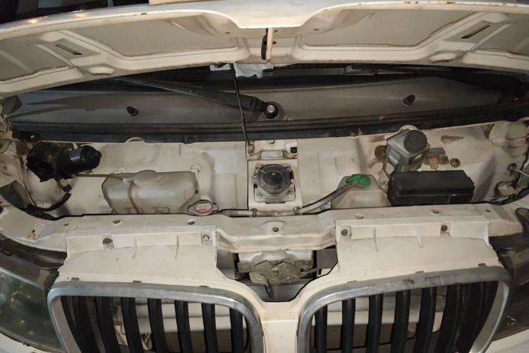 Used SRM New Energy Haishi EV 2021 Standard Model Engine Bay
