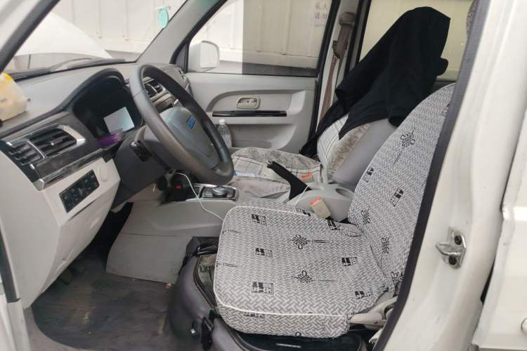 Used SRM New Energy Haishi EV 2021 Standard Model Left Front Seat