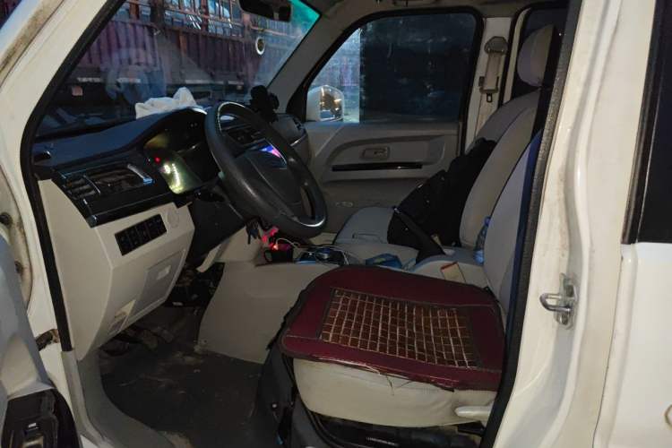 Used SRM New Energy Haishi EV 2021 Standard Model Left Front Seat